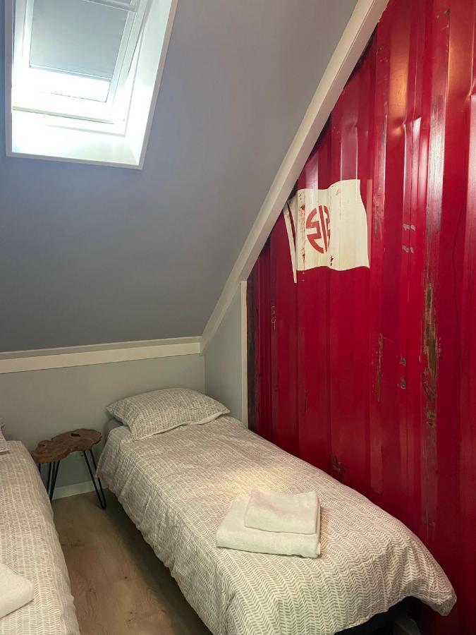 Tiny-House Van Zeecontainers Bij Het Bos Oranjewoud Eksteriør billede