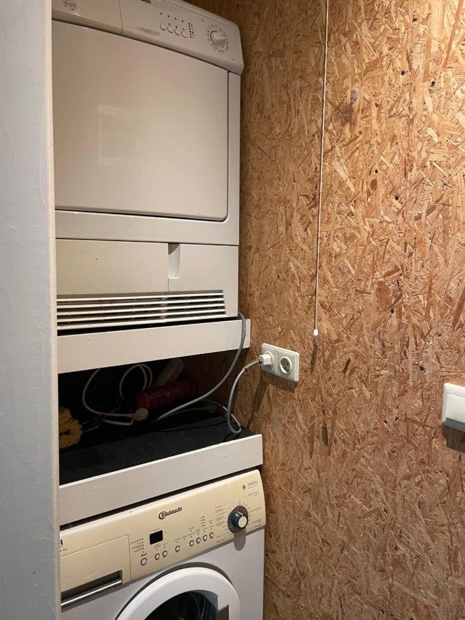 Tiny-House Van Zeecontainers Bij Het Bos Oranjewoud Eksteriør billede